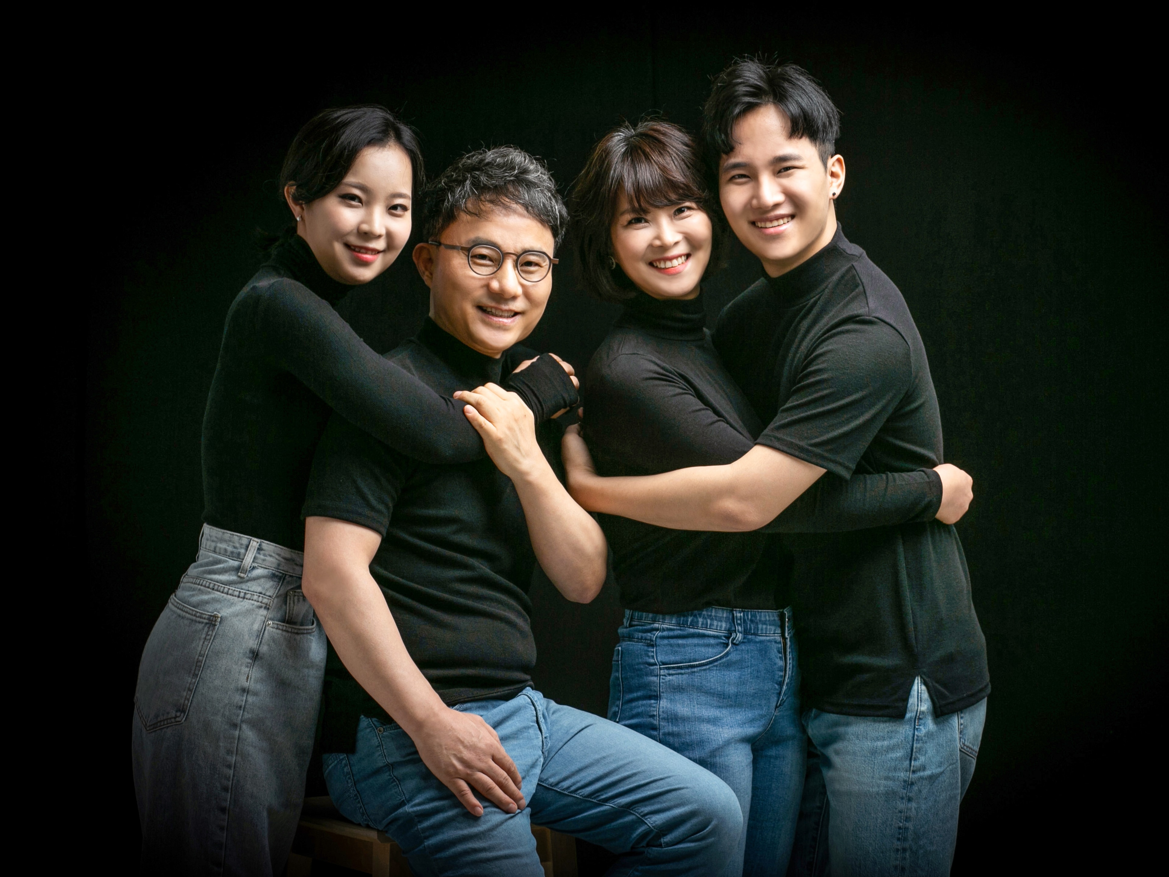 일산 스튜디오 서랍 패밀리 3열 그리드 - 1열 컨셉 촬영 4