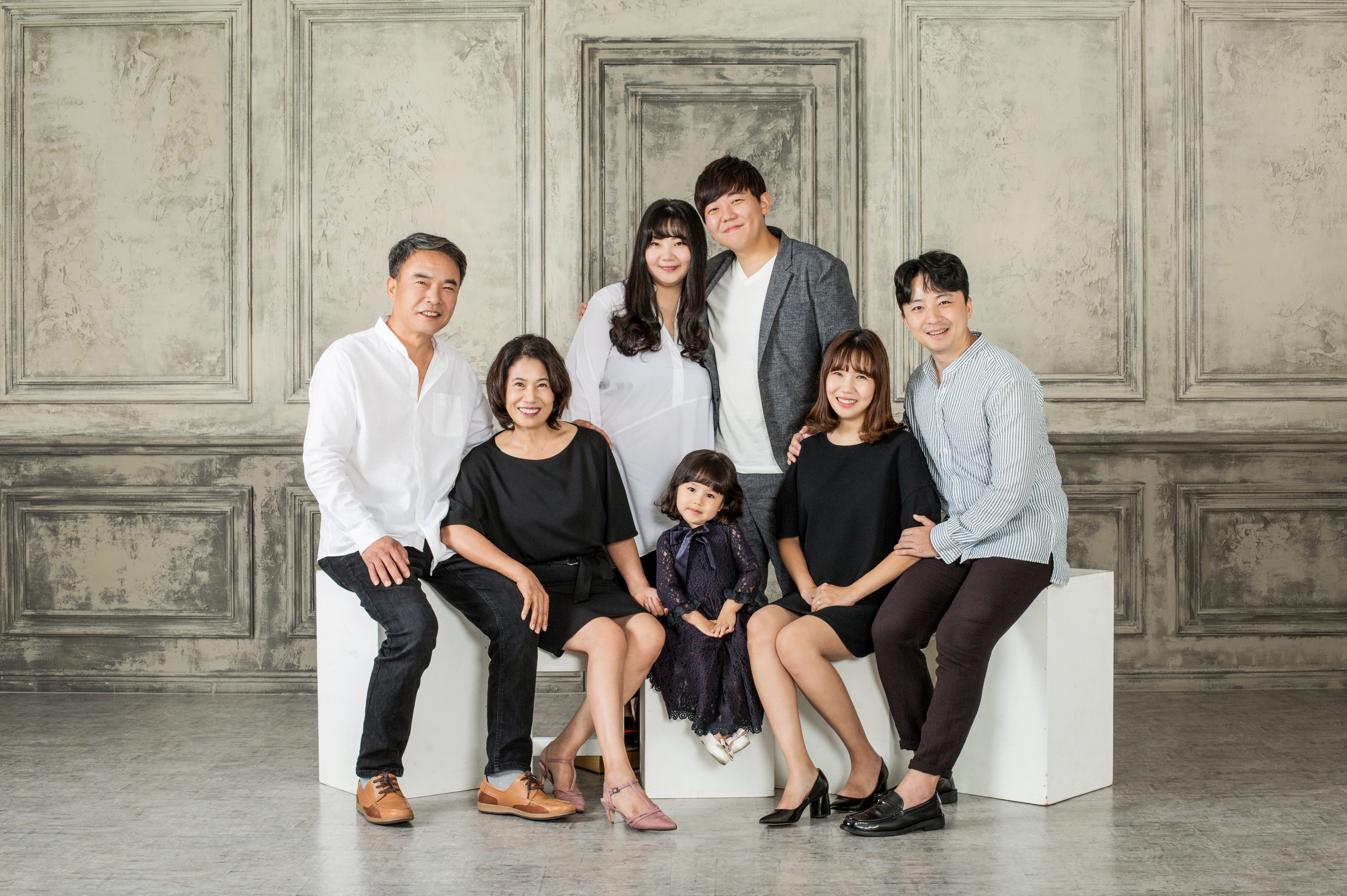 일산 스튜디오 서랍 패밀리 3열 그리드 - 3열 컨셉 촬영 4